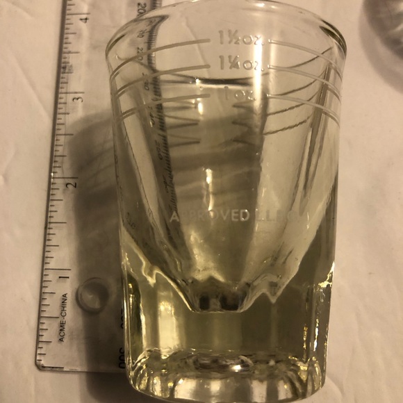 Lot of Vintage Shot Glasses BirthdayQueen Elizabeth Kraken New Brunswick - Picture 5 of 10